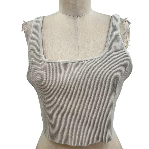 Aritzia Babaton Sculpt Knit Cropped Tank Top Squareneck‎ Gray Plus Size 1X - Picture 3 of 9
